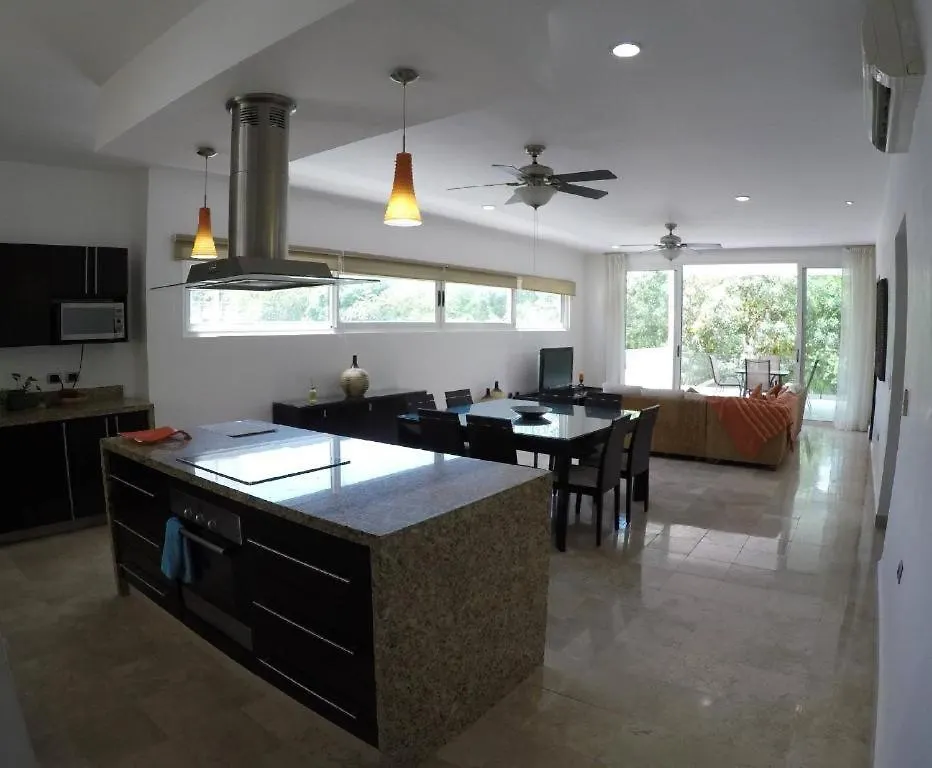 Mamitas Village 202A (Adults Only) 0*, Playa del Carmen Mexico