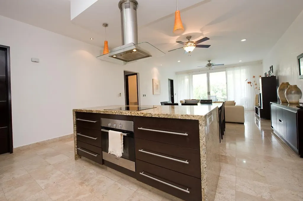 Mamitas Village 202A (Adults Only) 0*, Playa del Carmen