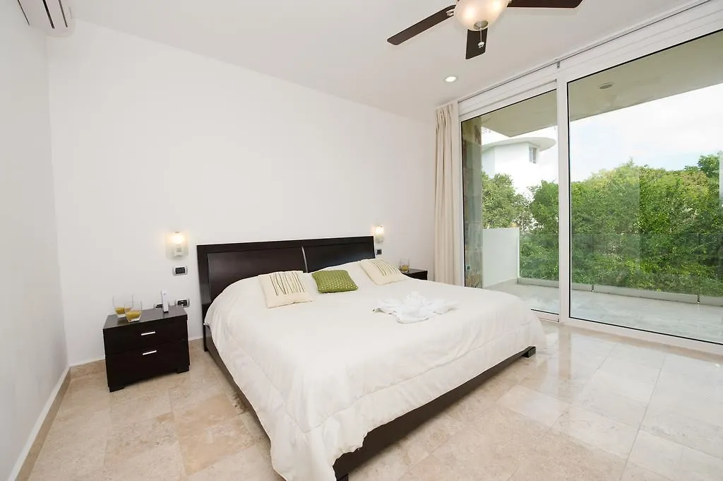 Mamitas Village 202A (Adults Only) Apartment